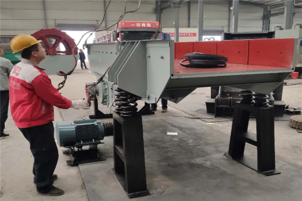 精湛技術(shù)金卓機(jī)械震動給料機(jī)隨意自動掌控流量調(diào)節(jié)方便平穩(wěn)(圖2)